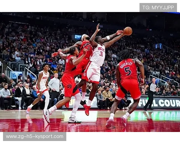 火箭替补双塔发力！亚当斯＋卡佩拉护框奠基逆转