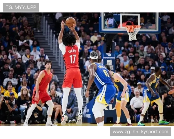 夏普高空接力秀出爆发力，开拓者替补席失控尖叫